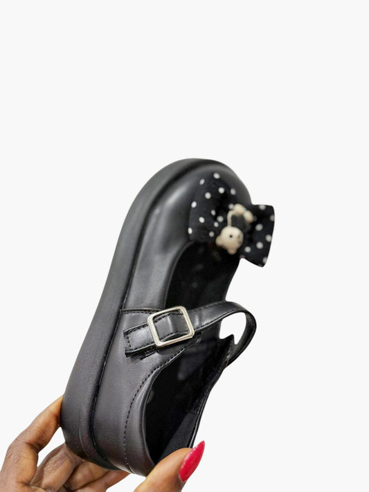 Black leather shoes with mickey bow
